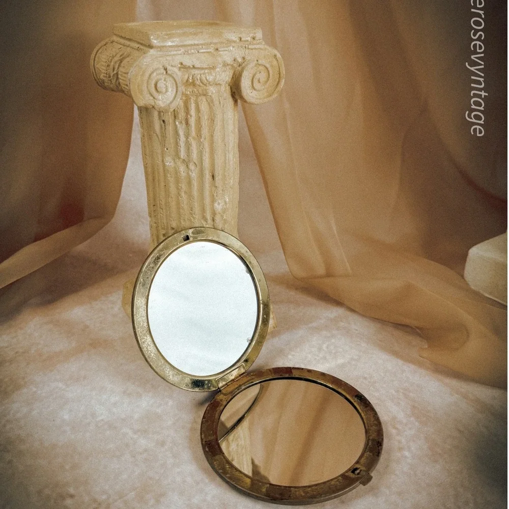 N/A vintage item